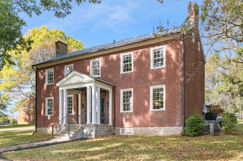 Photo of 3725 Bowman Mill Road, Lexington, KY 40513 (MLS # 25504283)