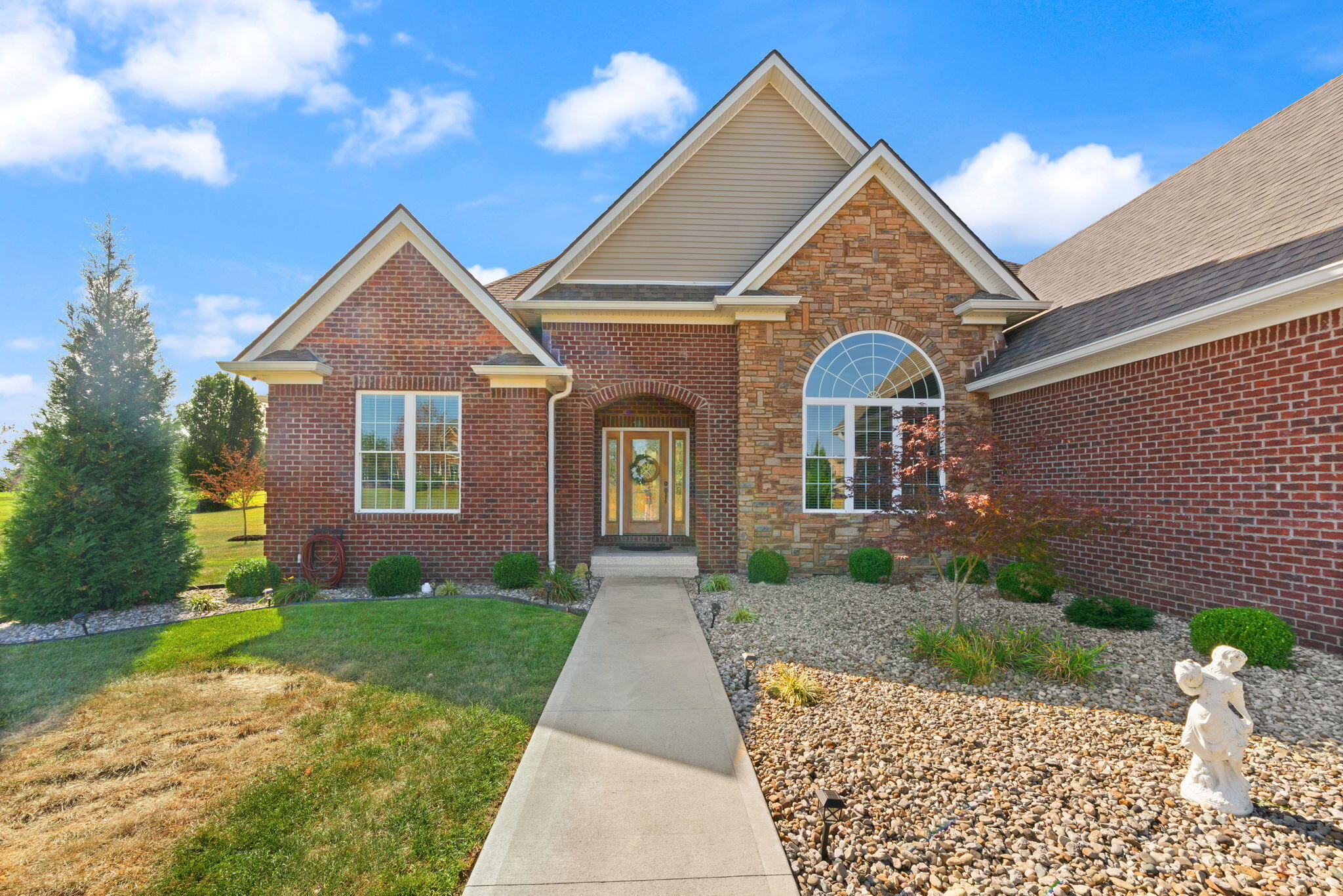 301 Saint Andrews Court