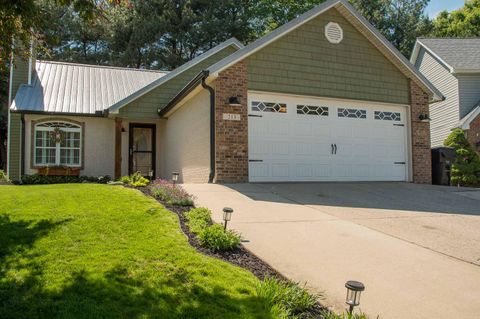 Property photo of 213 Horseshoe Court, Frankfort, KY 40601