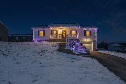 Photo of 201 Mallard Drive, Mt Sterling, KY 40353 (MLS # 25507532)