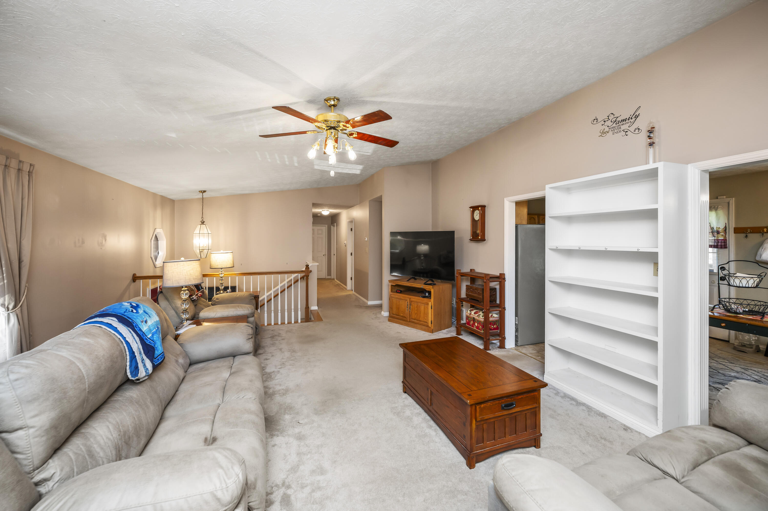 Richmond, Kentucky 40475, United States, 4 Bedrooms Bedrooms, ,2 BathroomsBathrooms,Residential,Active,231905