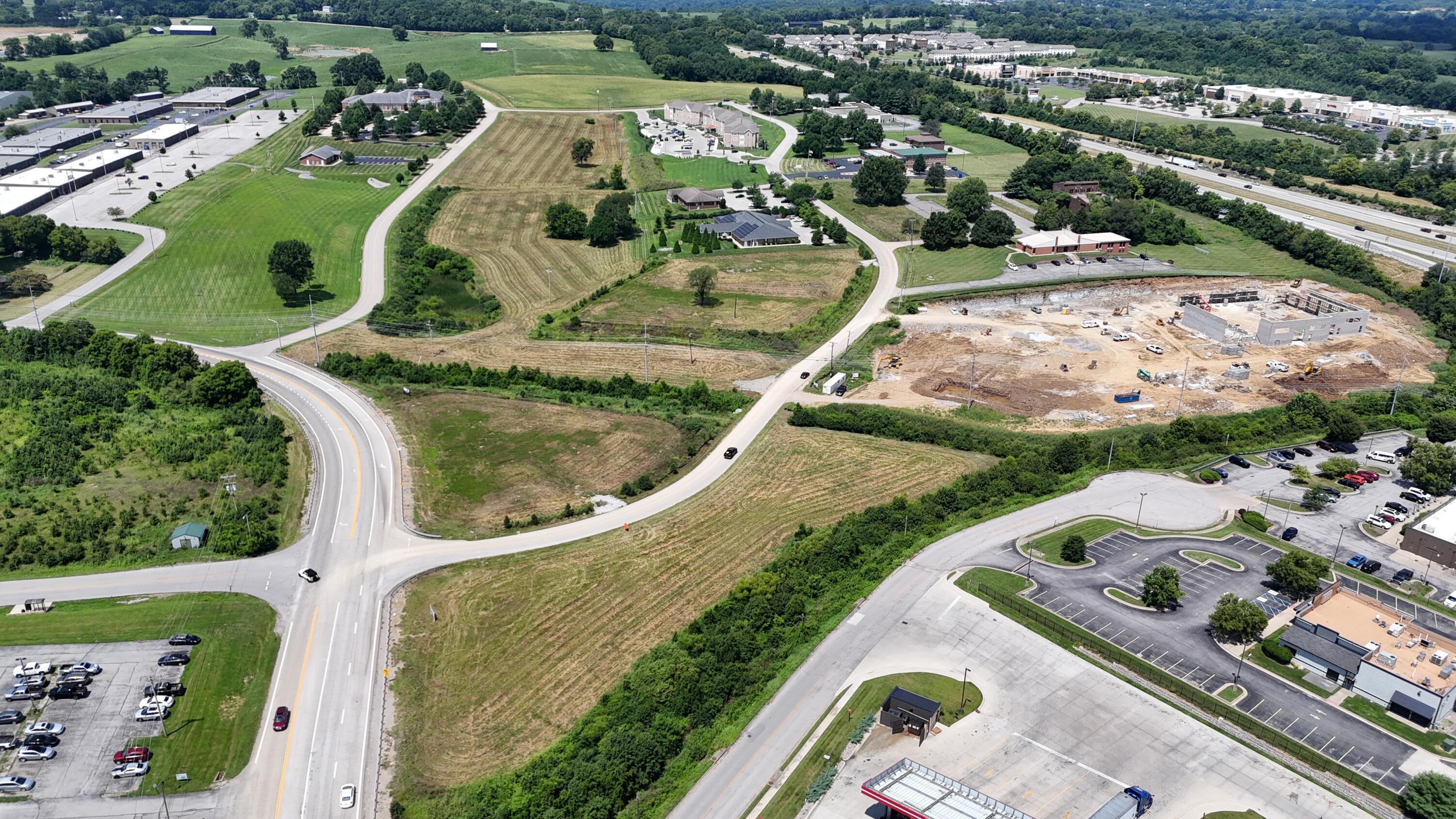 Frankfort, Kentucky 40601, United States, ,Commercial,Active,240996