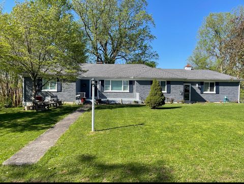 Photo of 504 Nichols Street, Somerset, KY 42501 (MLS # 25507476)