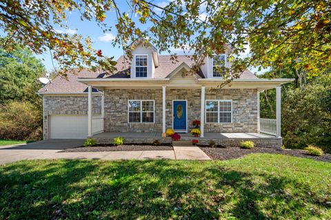 Photo of 120 Summeridge Road, Georgetown, KY 40324 (MLS # 25503827)