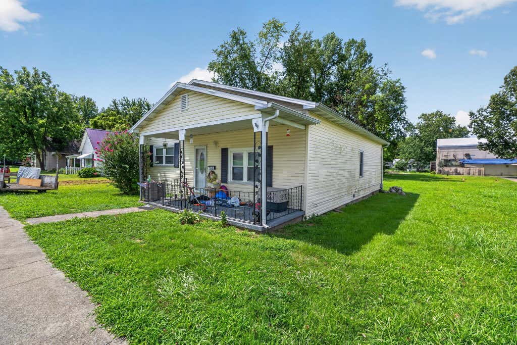 Photo of 107 Westside, Earlington, KY 42410 (MLS # 26020848)