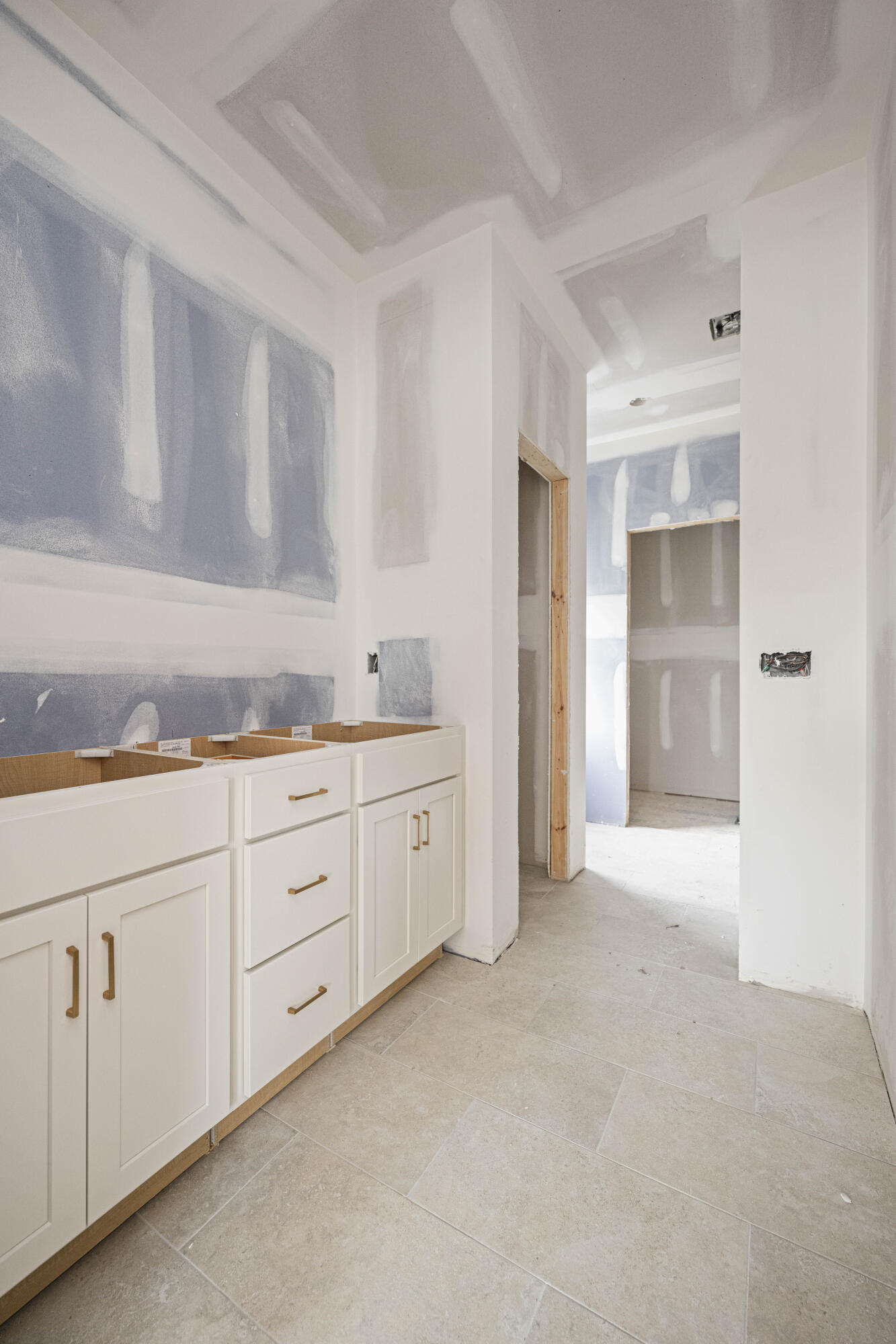 Richmond, Kentucky 40475, United States, 4 Bedrooms Bedrooms, ,3 BathroomsBathrooms,Residential,Active,26873