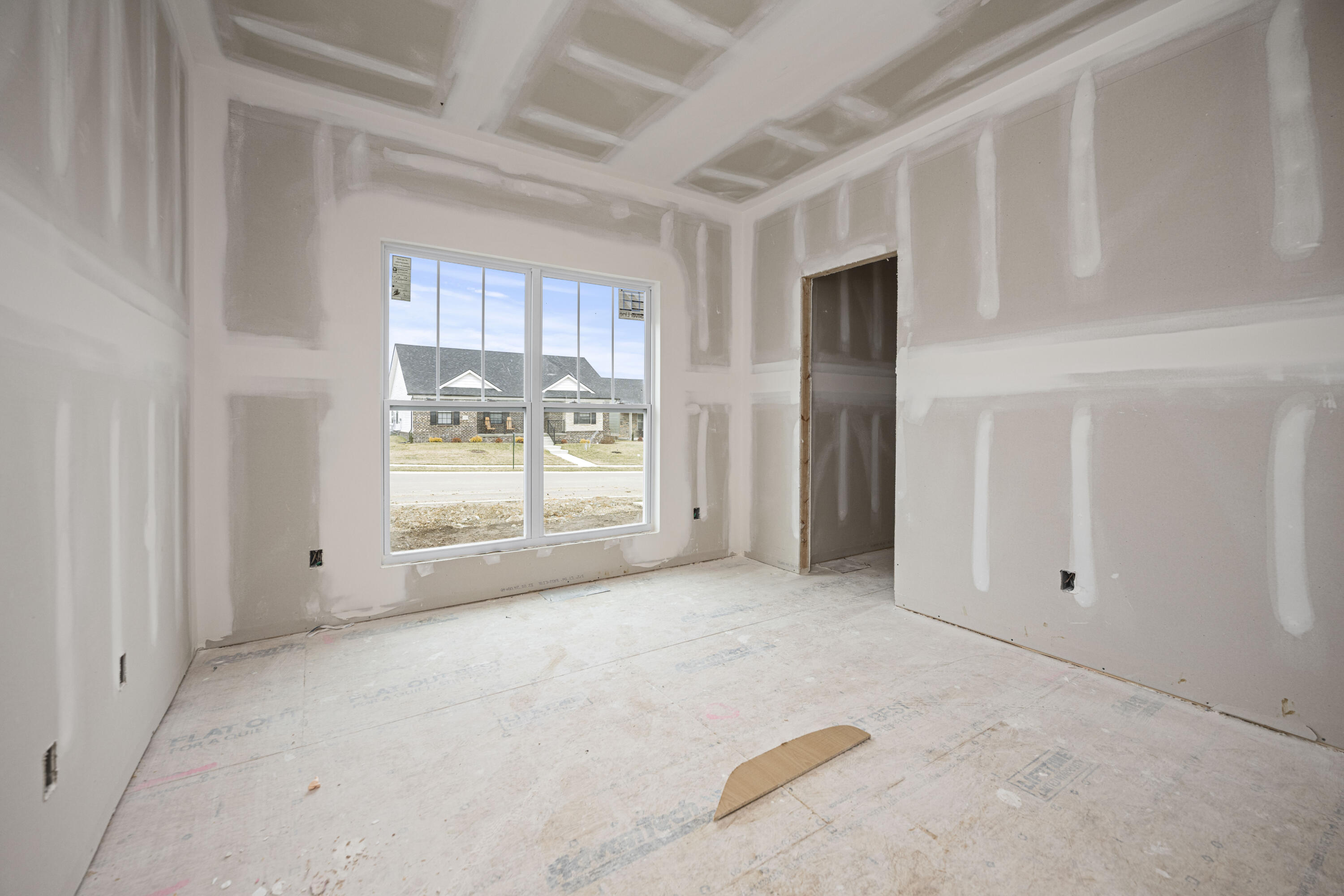 Richmond, Kentucky 40475, United States, 4 Bedrooms Bedrooms, ,3 BathroomsBathrooms,Residential,Active,26873