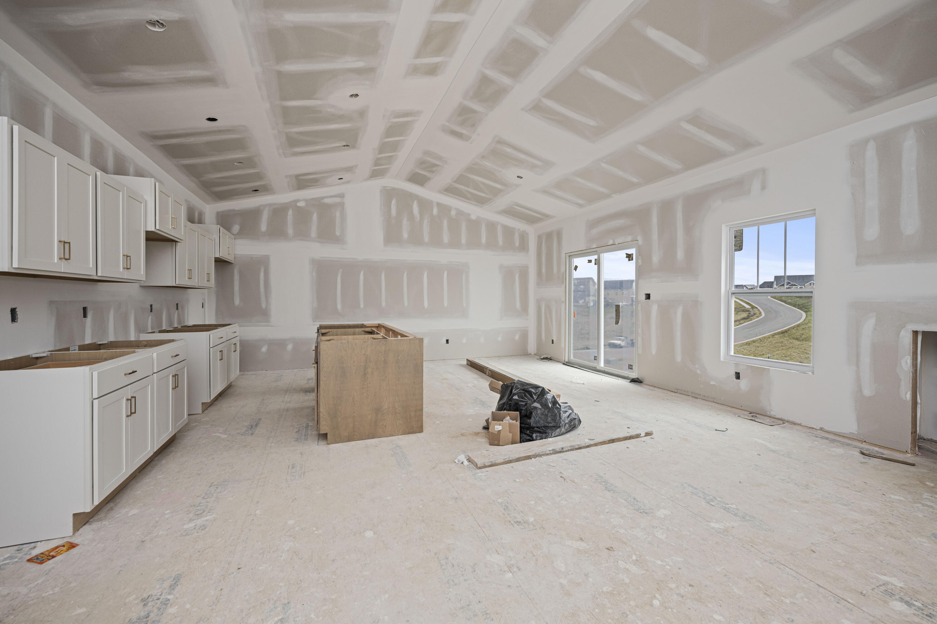 Richmond, Kentucky 40475, United States, 4 Bedrooms Bedrooms, ,3 BathroomsBathrooms,Residential,Active,26873