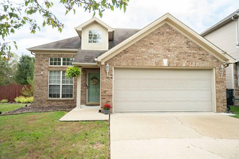 Photo of 3013 Shady Knoll Rest, Lexington, KY 40511 (MLS # 25503351)