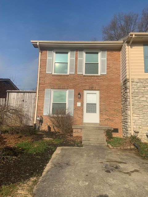 Photo of 201 S Eagle Creek Drive, Lexington, KY 40515 (MLS # 25508488)