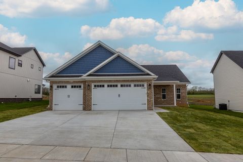108 Clayber Drive, Nicholasville, KY 40356 - #: 24008040