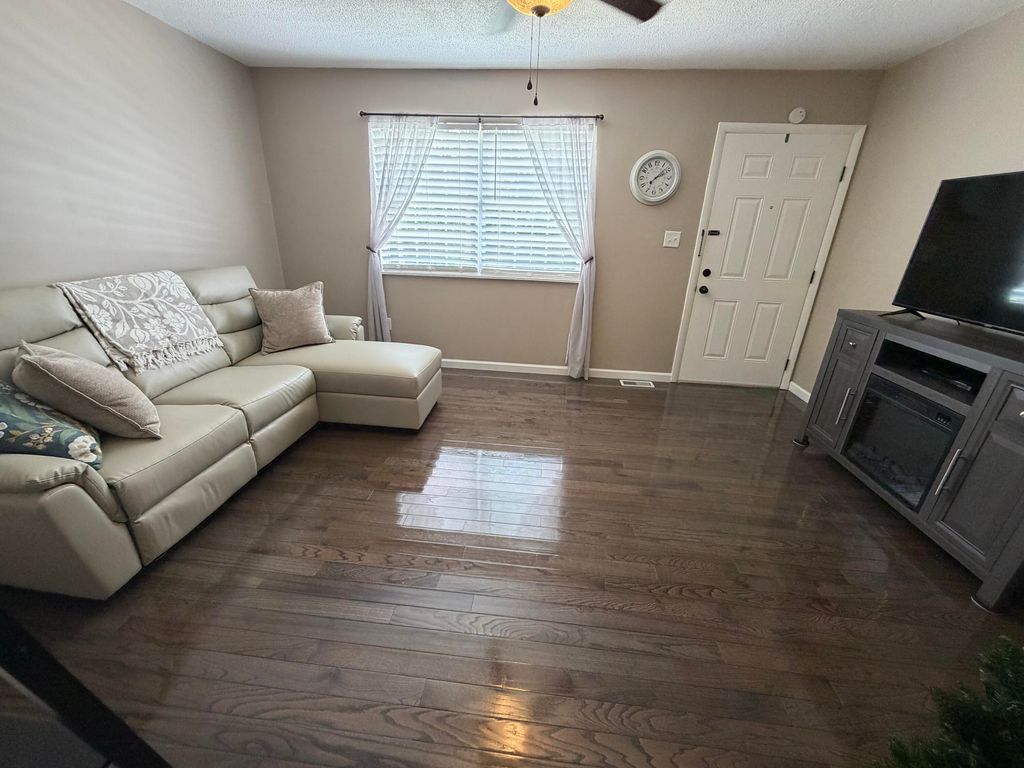 Photo of 1039 Cardinal Drive, Corbin, KY 40701 (MLS # 26012665)