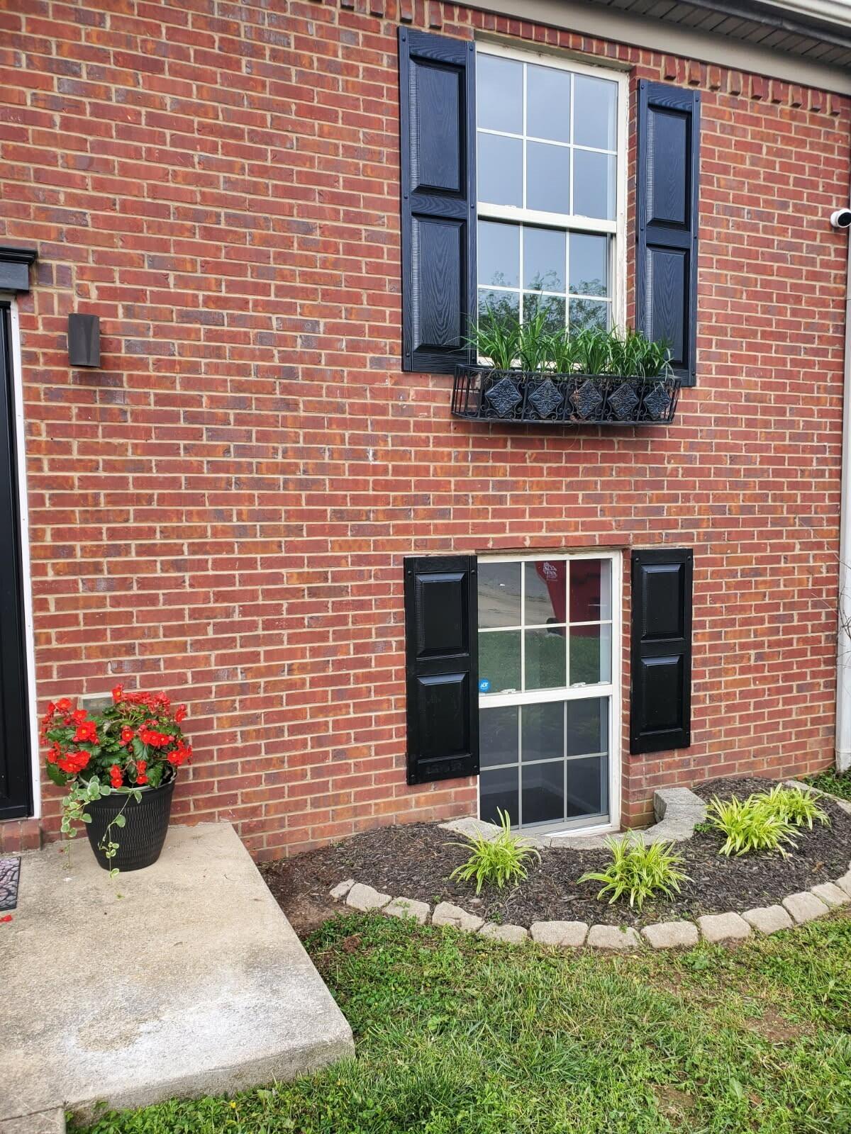 Nicholasville, Kentucky 40356, United States, 2 Bedrooms Bedrooms, ,2 BathroomsBathrooms,Residential,Contingent,128809