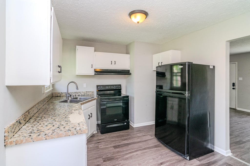 Photo of 1825 Courtland Drive, Lexington, KY 40505 (MLS # 26012556)
