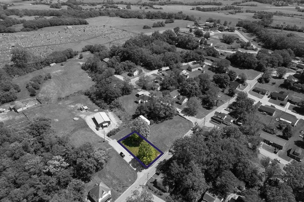 203 FOX ST, MT STERLING, KY 40353 - Image c00ff1e7b3ffb1be7bdfea9bc16ae6af/590640989