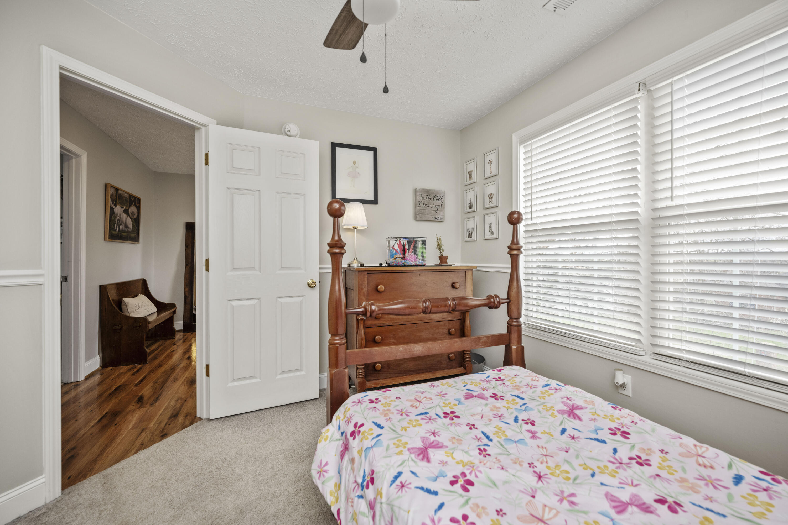 Winchester, Kentucky 40391, United States, 5 Bedrooms Bedrooms, ,3 BathroomsBathrooms,Residential,Active,95748