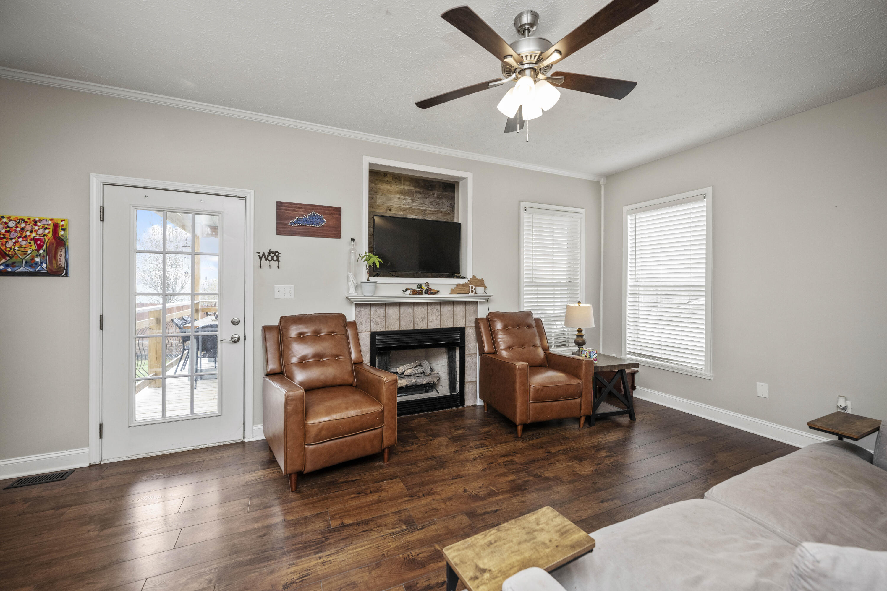 Winchester, Kentucky 40391, United States, 5 Bedrooms Bedrooms, ,3 BathroomsBathrooms,Residential,Active,95748