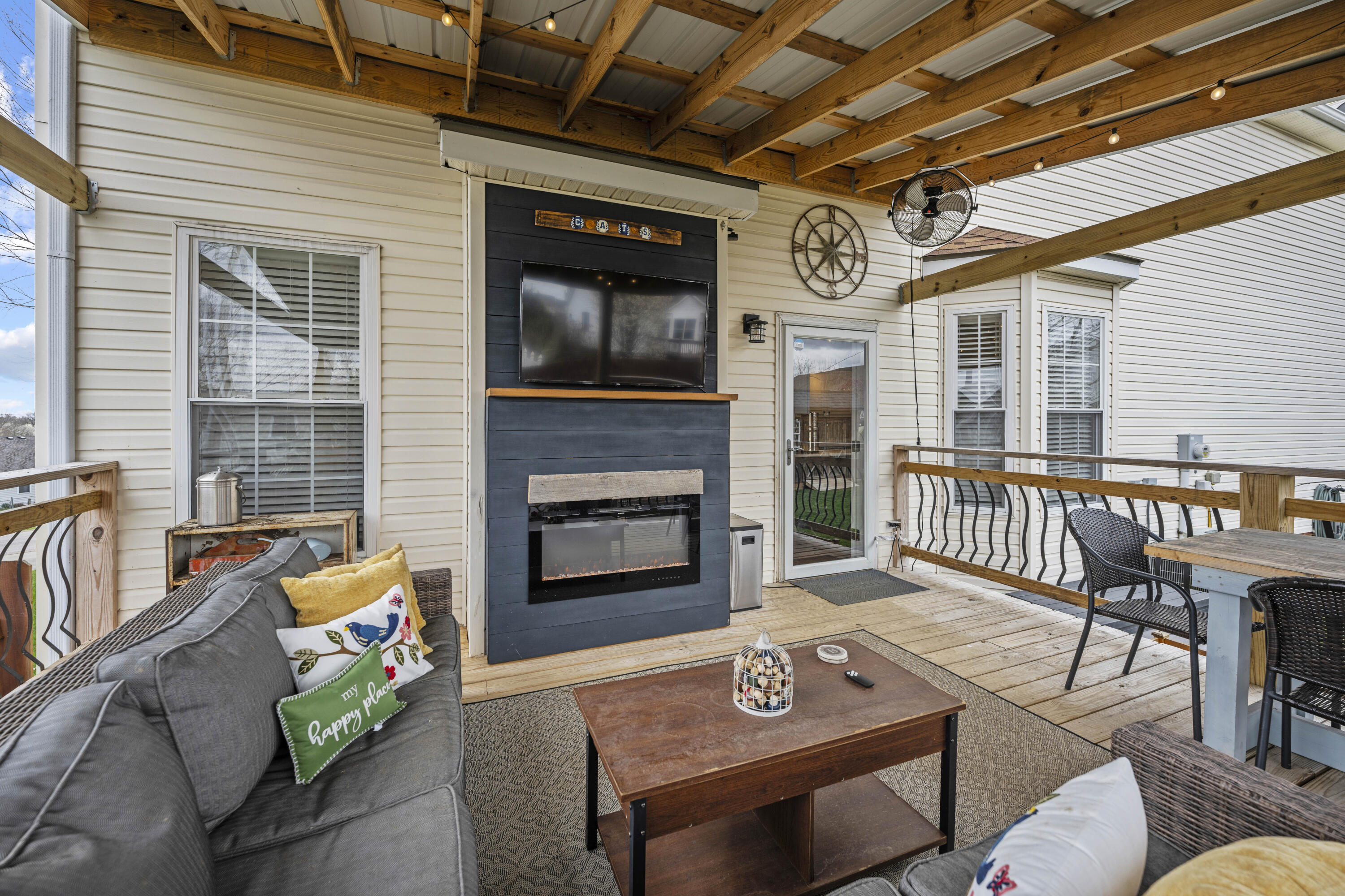 Winchester, Kentucky 40391, United States, 5 Bedrooms Bedrooms, ,3 BathroomsBathrooms,Residential,Active,95748