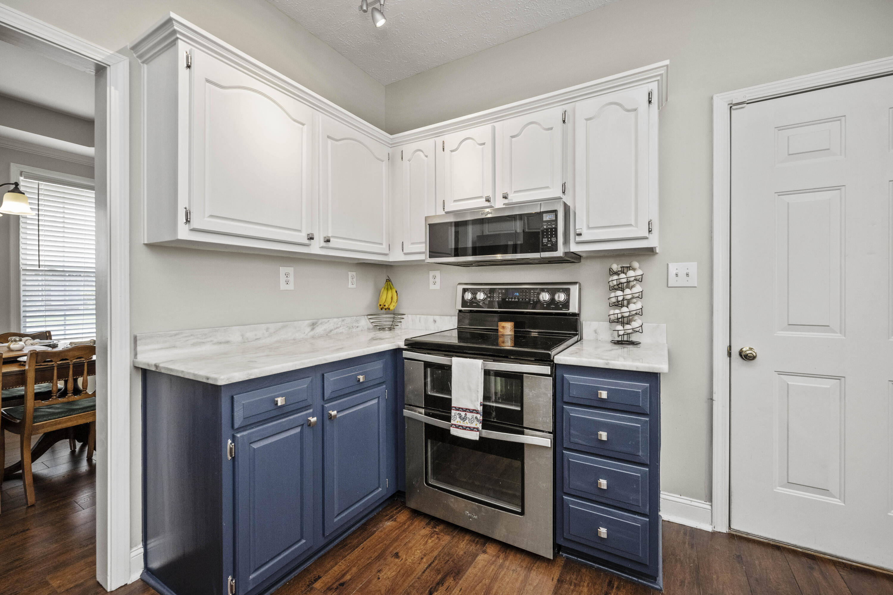 Winchester, Kentucky 40391, United States, 5 Bedrooms Bedrooms, ,3 BathroomsBathrooms,Residential,Active,95748