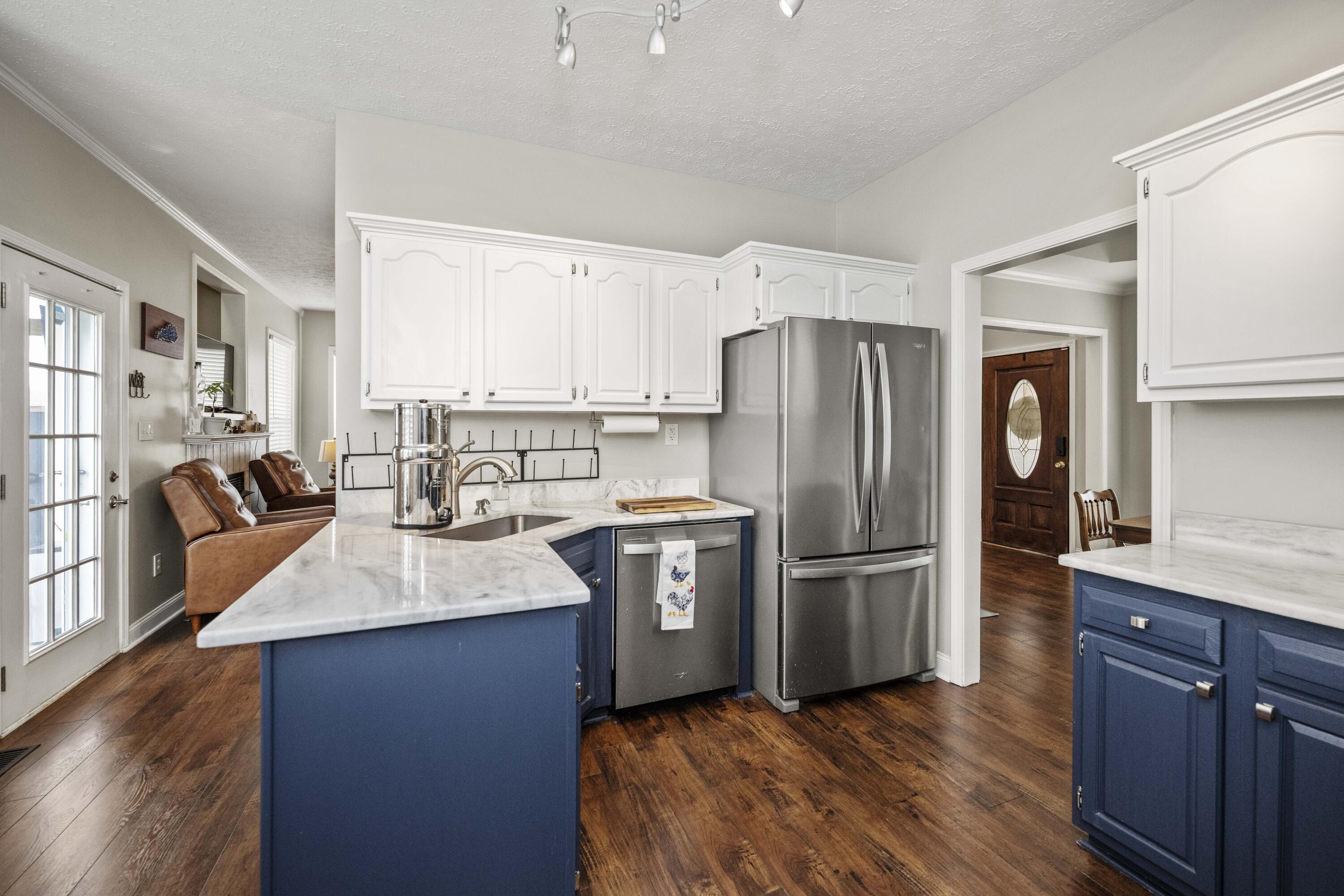 Winchester, Kentucky 40391, United States, 5 Bedrooms Bedrooms, ,3 BathroomsBathrooms,Residential,Active,95748