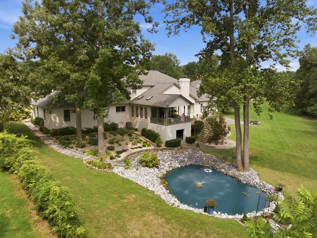 1533 Spring Creek Drive