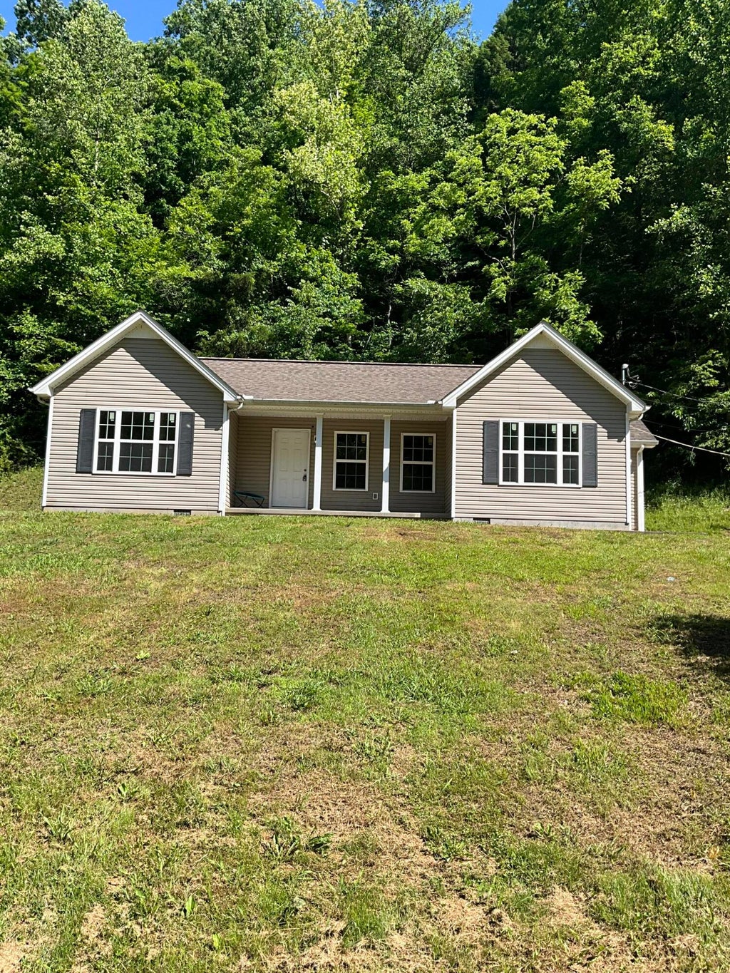 Photo of 9285 KY-1524, Manchester, KY 40962 (MLS # 26012600)