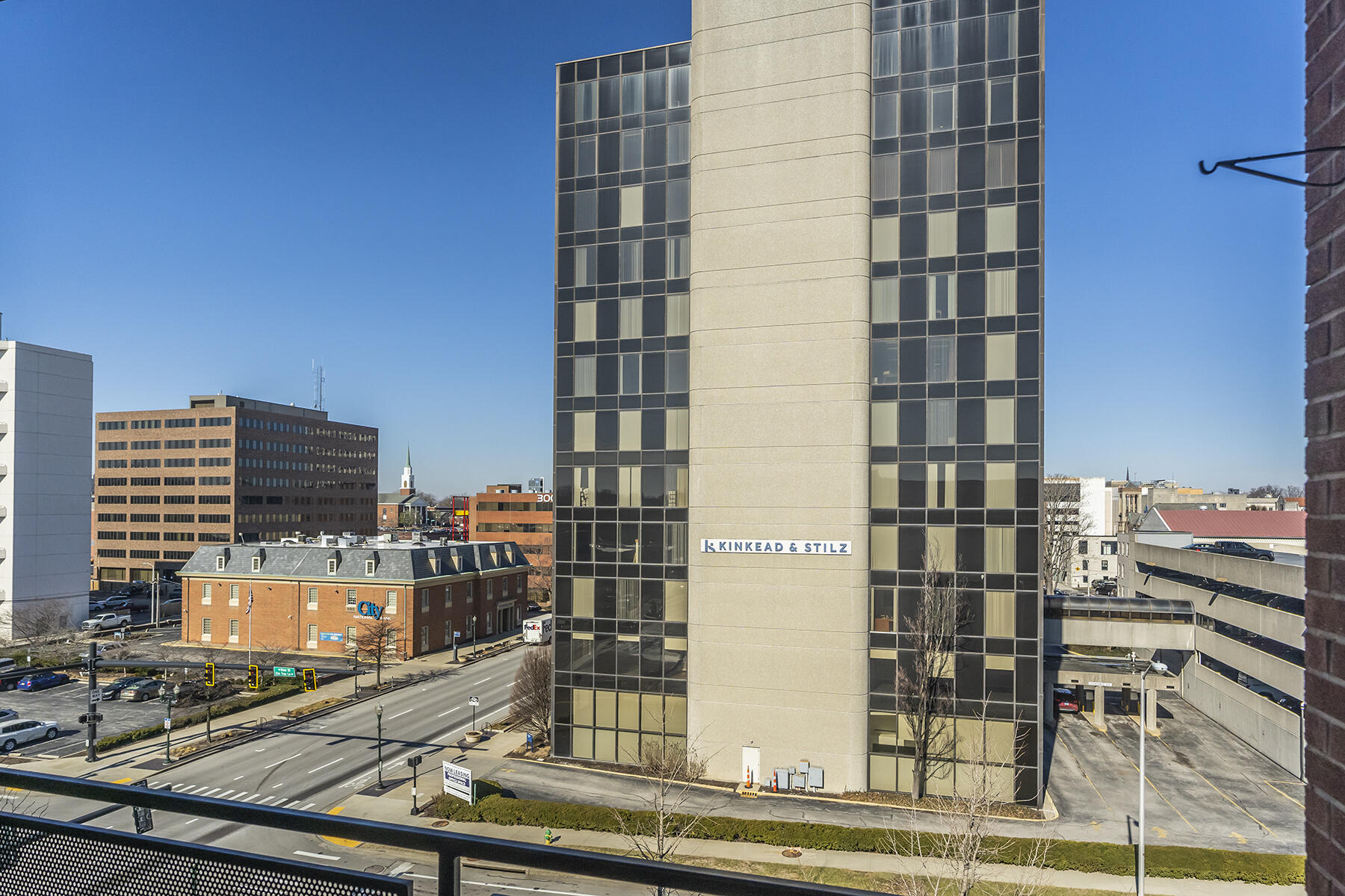 Lexington, Kentucky 40507, United States, 2 Bedrooms Bedrooms, ,2 BathroomsBathrooms,Residential,Pending,2887