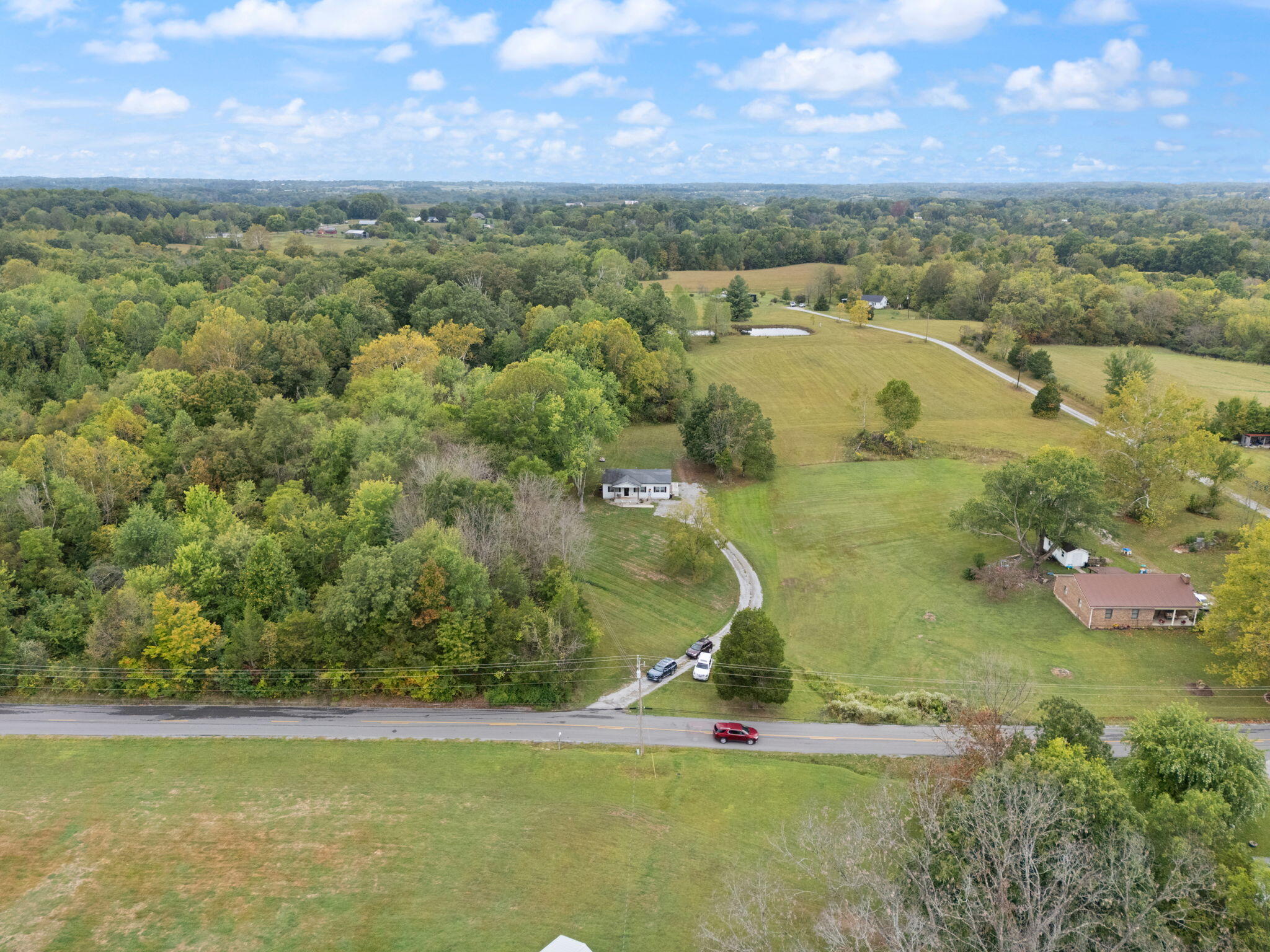 Waco, Kentucky 40385, United States, 2 Bedrooms Bedrooms, ,2 BathroomsBathrooms,Residential,Pending,216616