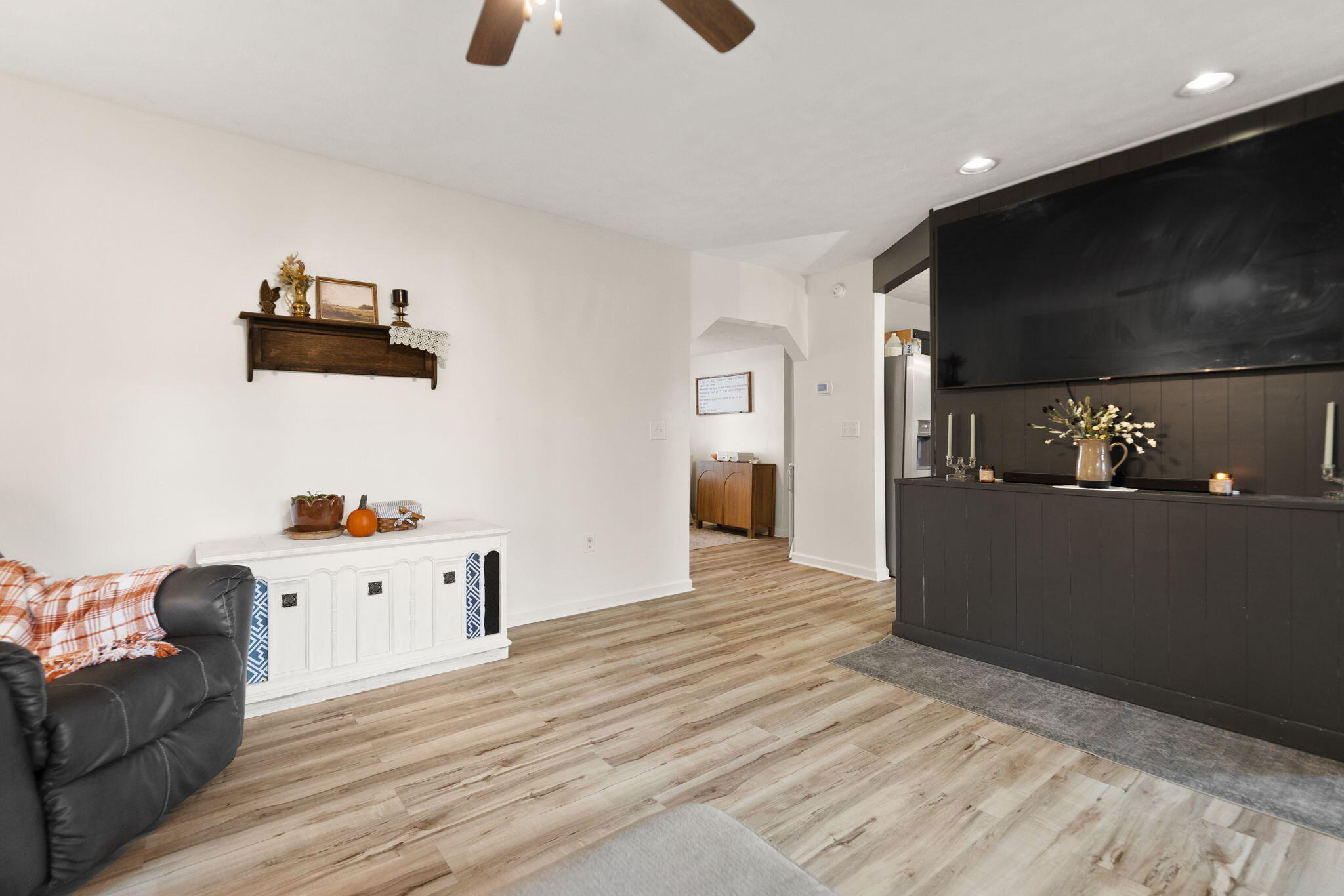 Waco, Kentucky 40385, United States, 2 Bedrooms Bedrooms, ,2 BathroomsBathrooms,Residential,Pending,216616