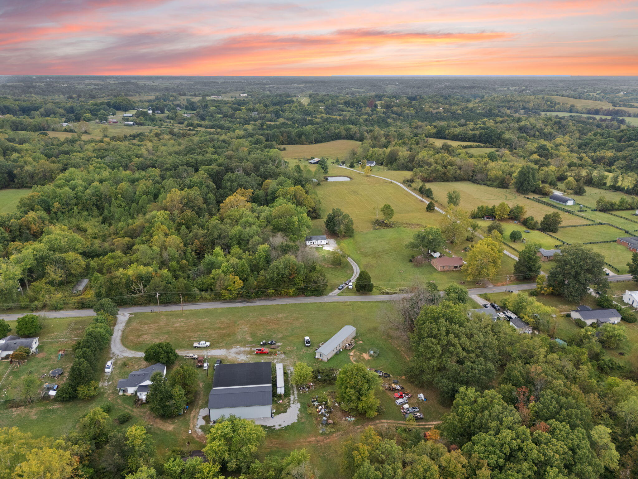 Waco, Kentucky 40385, United States, 2 Bedrooms Bedrooms, ,2 BathroomsBathrooms,Residential,Pending,216616