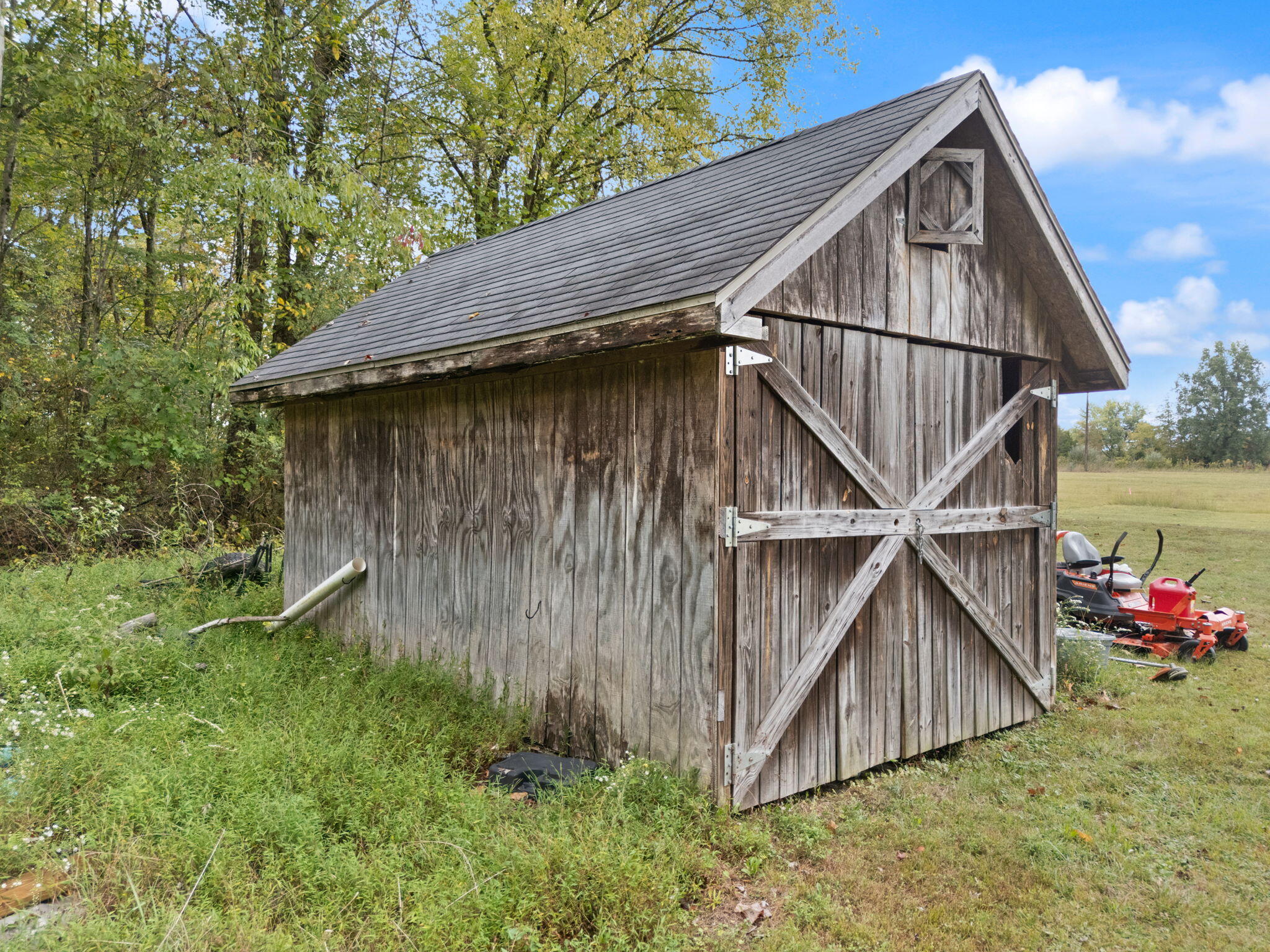Waco, Kentucky 40385, United States, 2 Bedrooms Bedrooms, ,2 BathroomsBathrooms,Residential,Pending,216616
