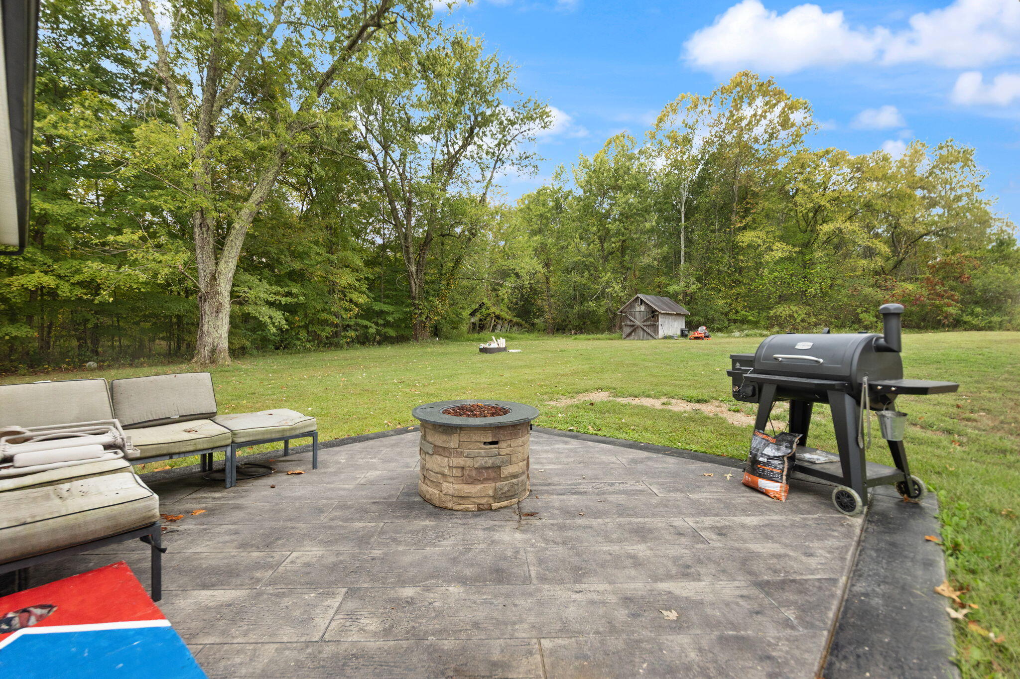 Waco, Kentucky 40385, United States, 2 Bedrooms Bedrooms, ,2 BathroomsBathrooms,Residential,Pending,216616