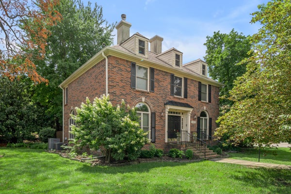 1435 SUGAR MAPLE LN, LEXINGTON, KY 40511 - Image c2f1bf989e7f84cd7e8739c7aaf8a50d/2724185986
