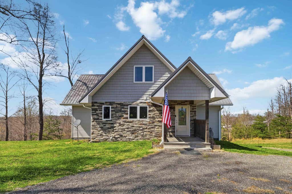 Photo of 3128 Kentucky 3277, Nancy, KY 42544 (MLS # 26020642)