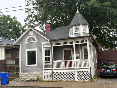 Photo of 117 W Maxwell Street, Lexington, KY 40508 (MLS # 25500821)