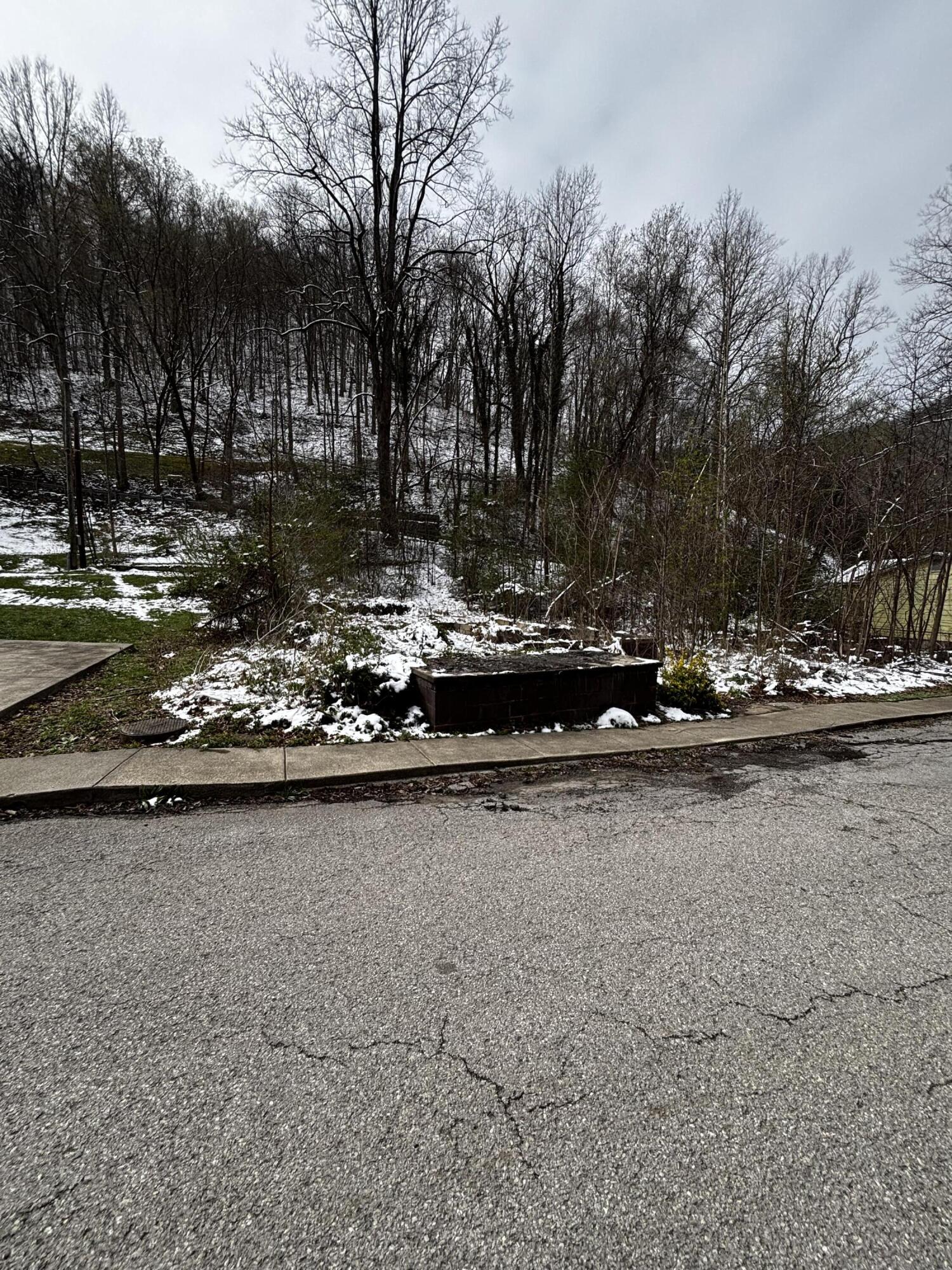 206 Hall Hollow Road