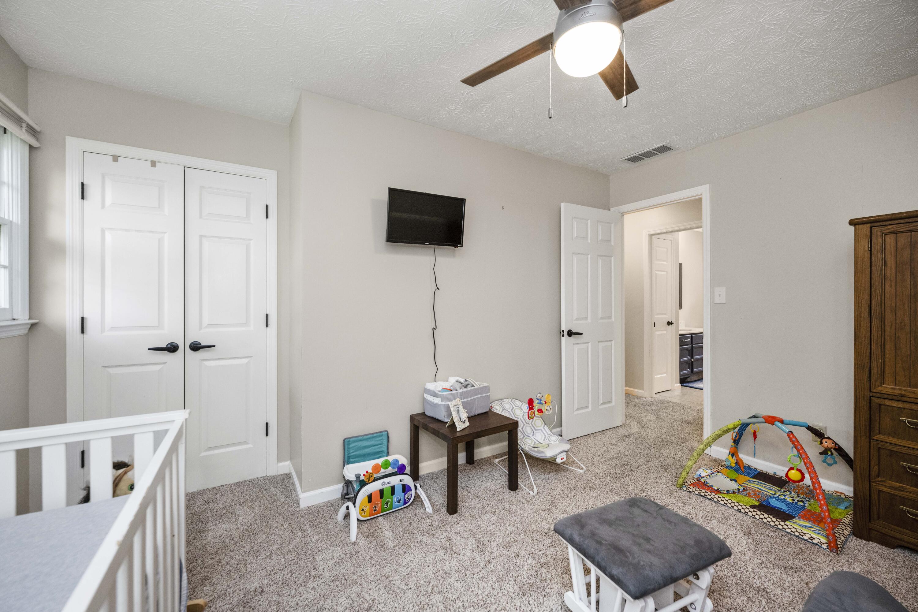 Lexington, Kentucky 40503, United States, 4 Bedrooms Bedrooms, ,3 BathroomsBathrooms,Residential,Active,131001