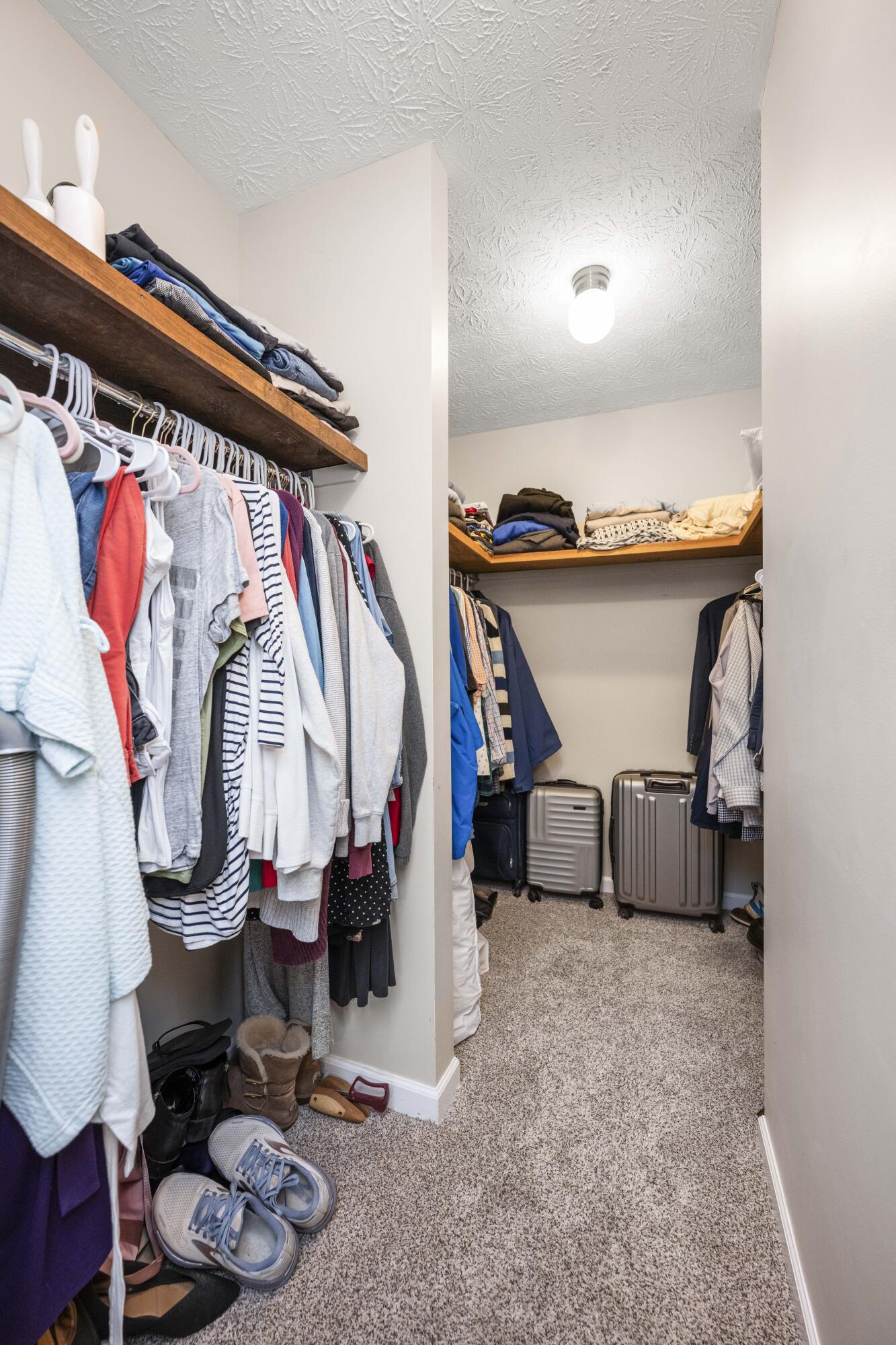 Lexington, Kentucky 40503, United States, 4 Bedrooms Bedrooms, ,3 BathroomsBathrooms,Residential,Active,131001