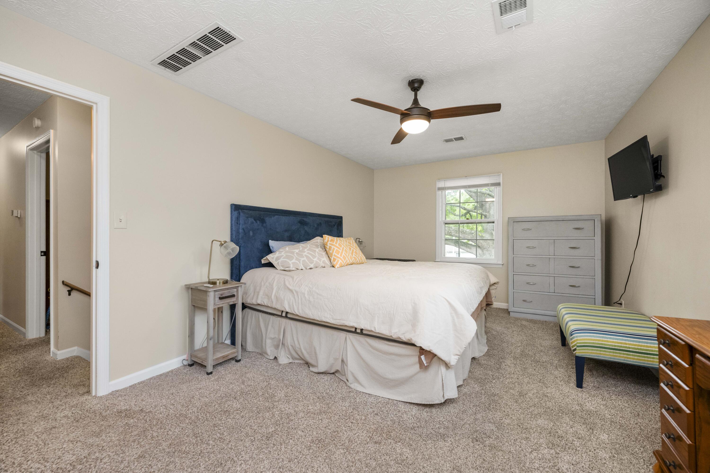 Lexington, Kentucky 40503, United States, 4 Bedrooms Bedrooms, ,3 BathroomsBathrooms,Residential,Active,131001