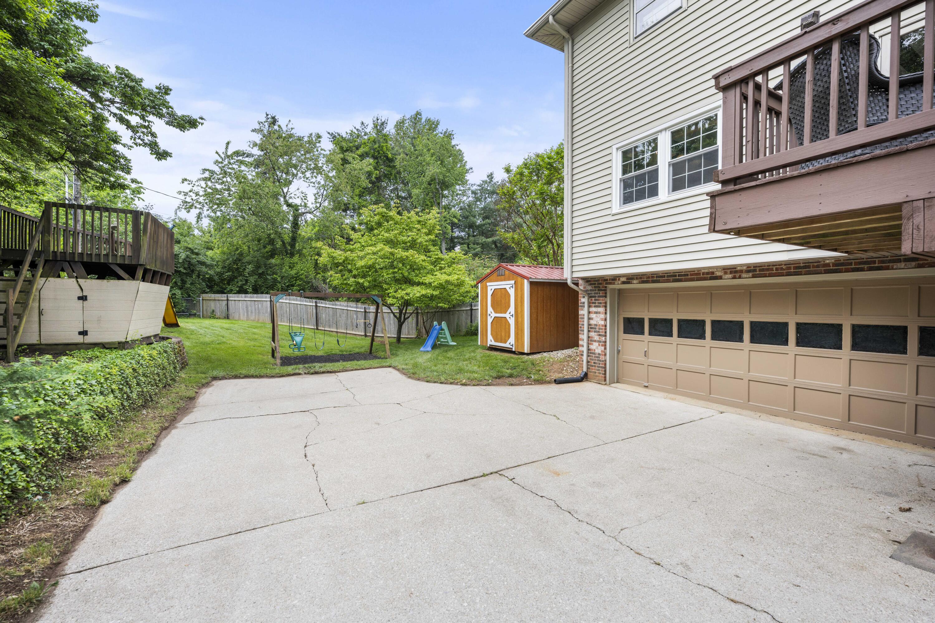 Lexington, Kentucky 40503, United States, 4 Bedrooms Bedrooms, ,3 BathroomsBathrooms,Residential,Active,131001