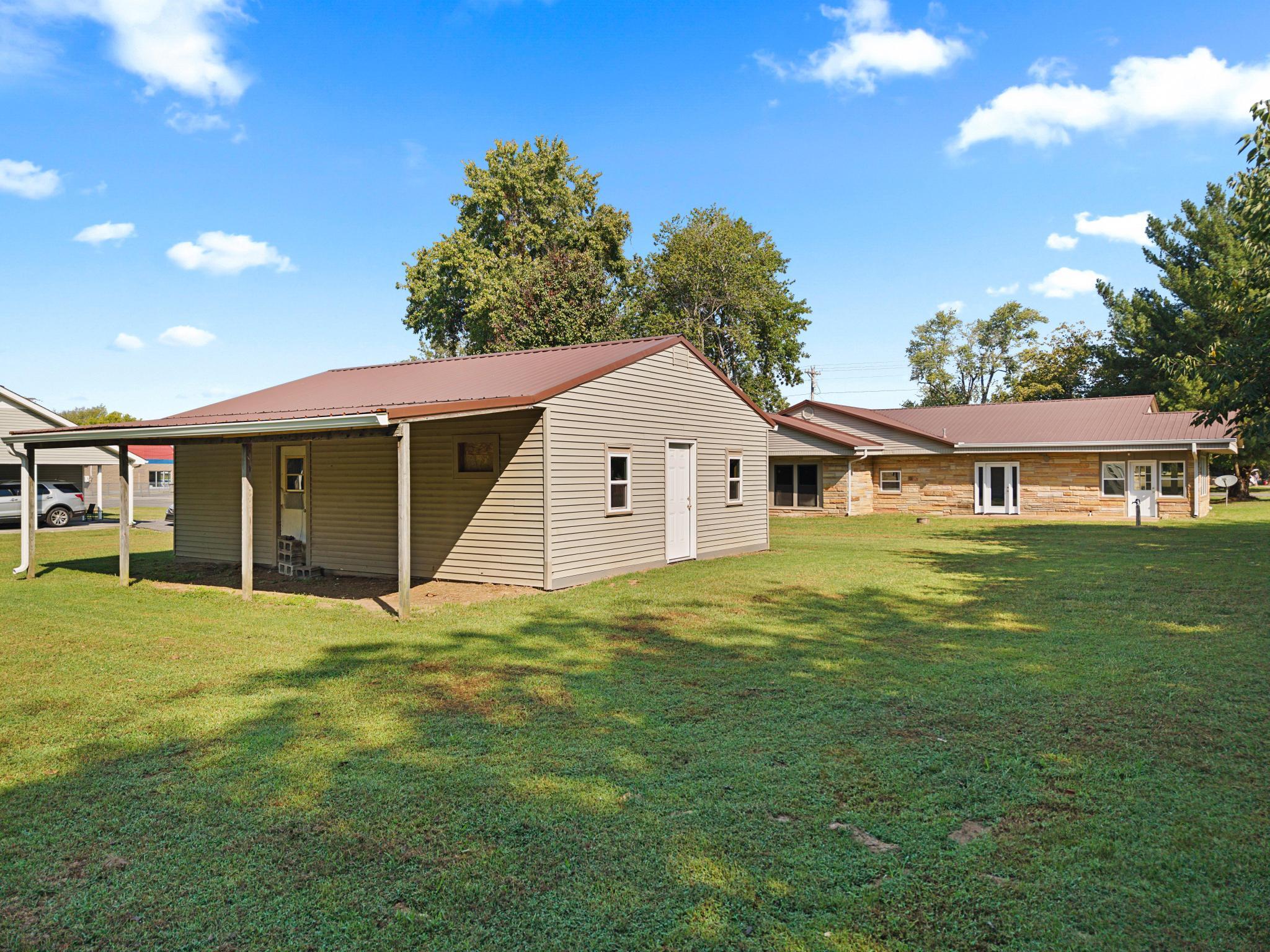 1564 U.S. 60 - Photo 4