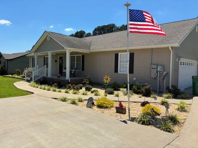 Photo 1 of 27 — 83 Caleb Drive, Mayfield, KY 42066