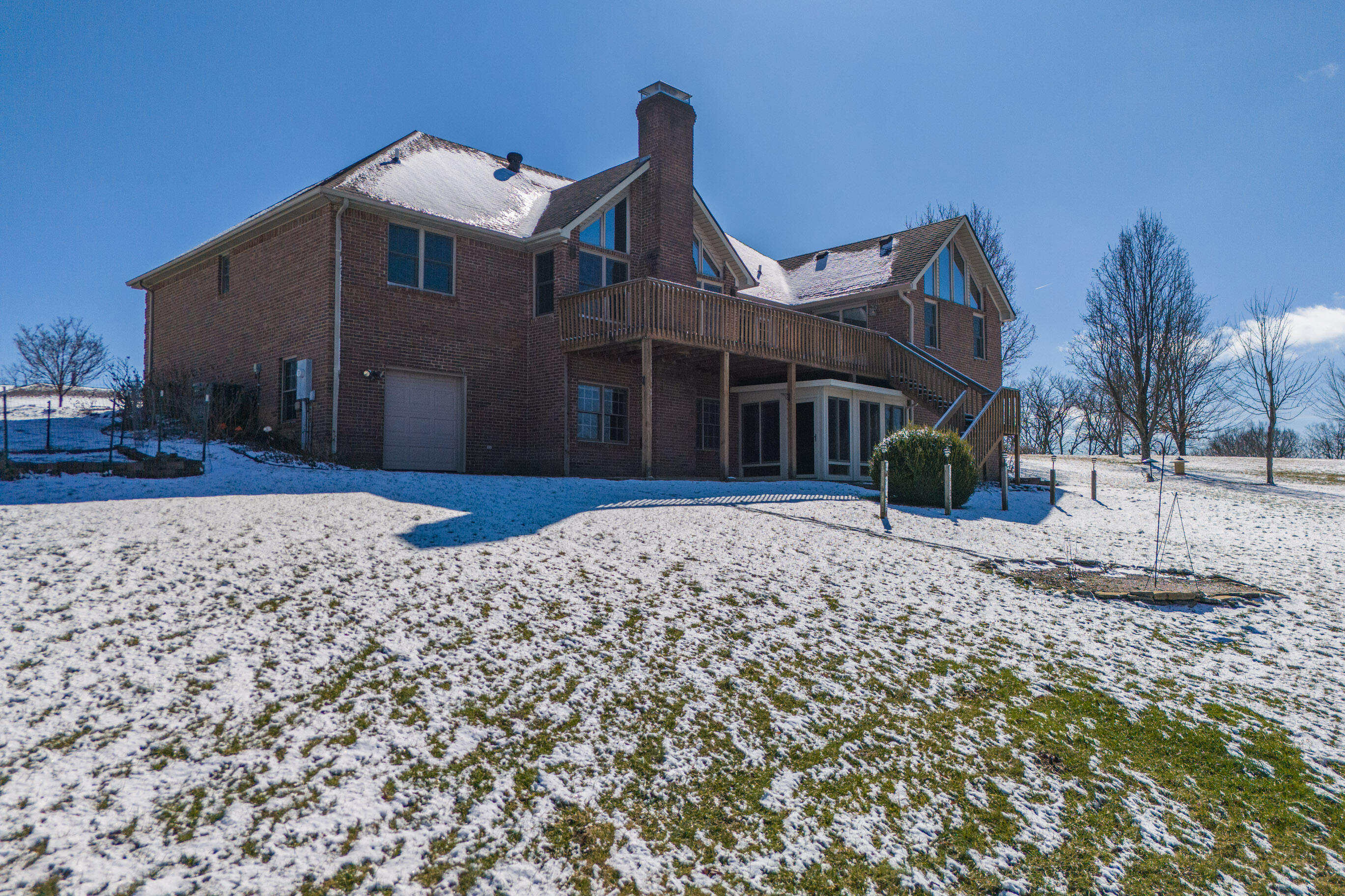 Richmond, Kentucky 40475, United States, 4 Bedrooms Bedrooms, ,3 BathroomsBathrooms,Residential,Contingent,2771