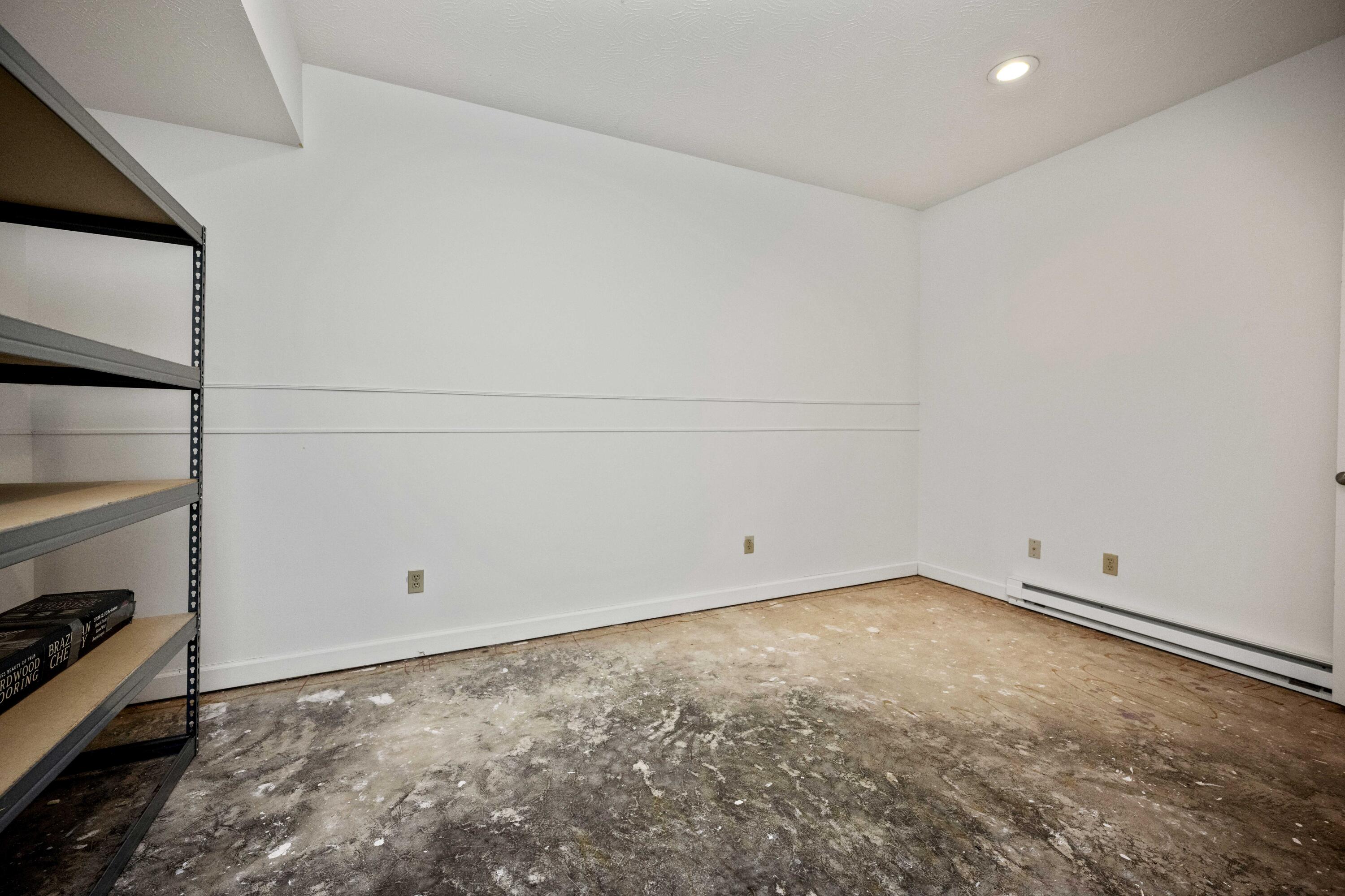 Richmond, Kentucky 40475, United States, 4 Bedrooms Bedrooms, ,3 BathroomsBathrooms,Residential,Contingent,2771