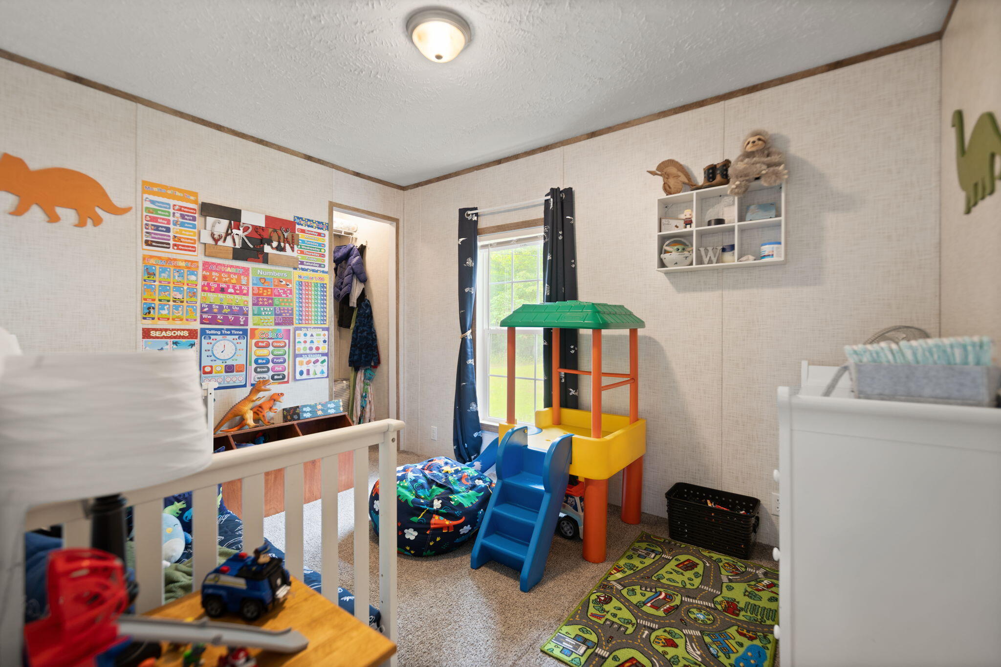 Irvine, Kentucky 40336, United States, 3 Bedrooms Bedrooms, ,2 BathroomsBathrooms,Residential,Active,164552