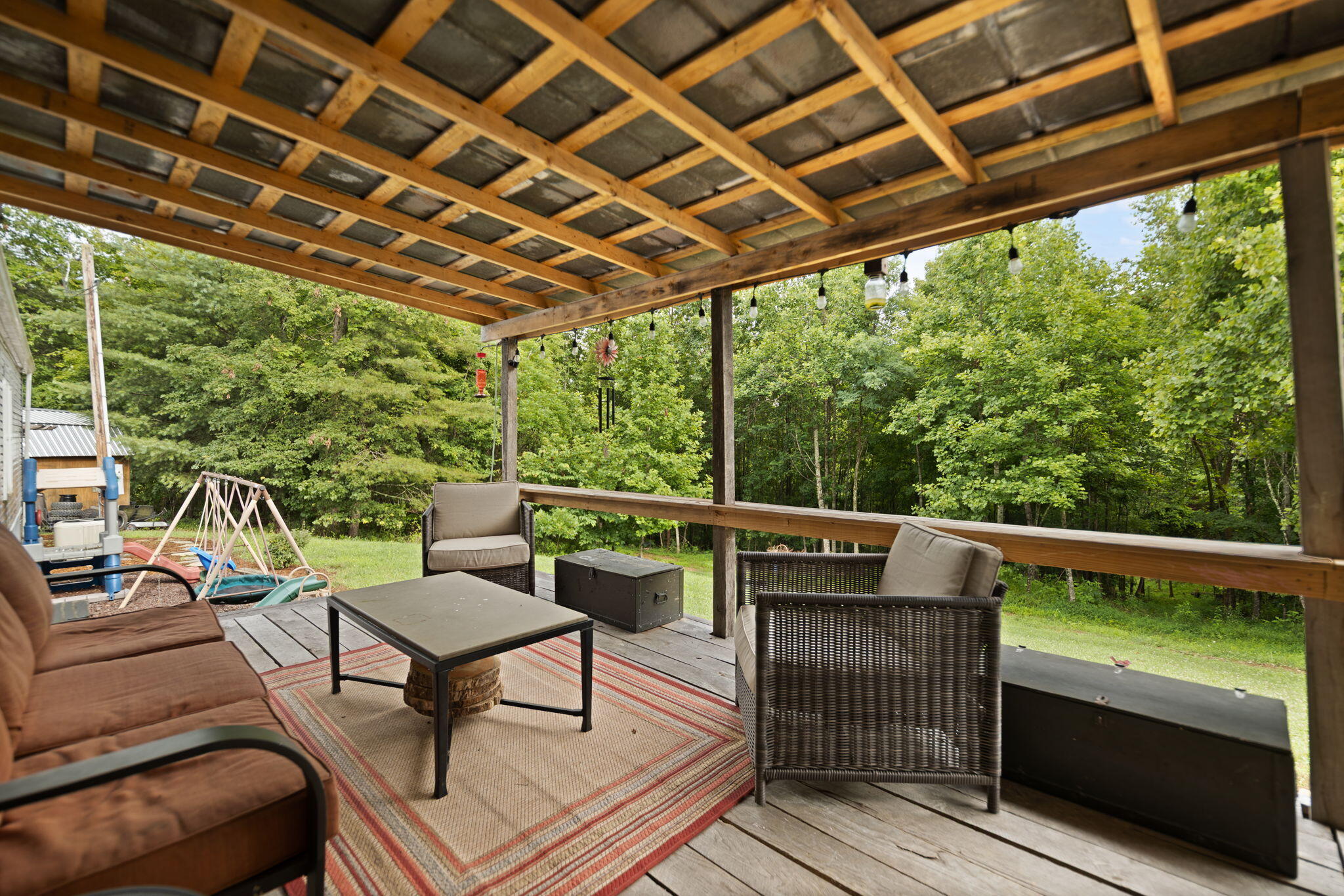 Irvine, Kentucky 40336, United States, 3 Bedrooms Bedrooms, ,2 BathroomsBathrooms,Residential,Active,164552