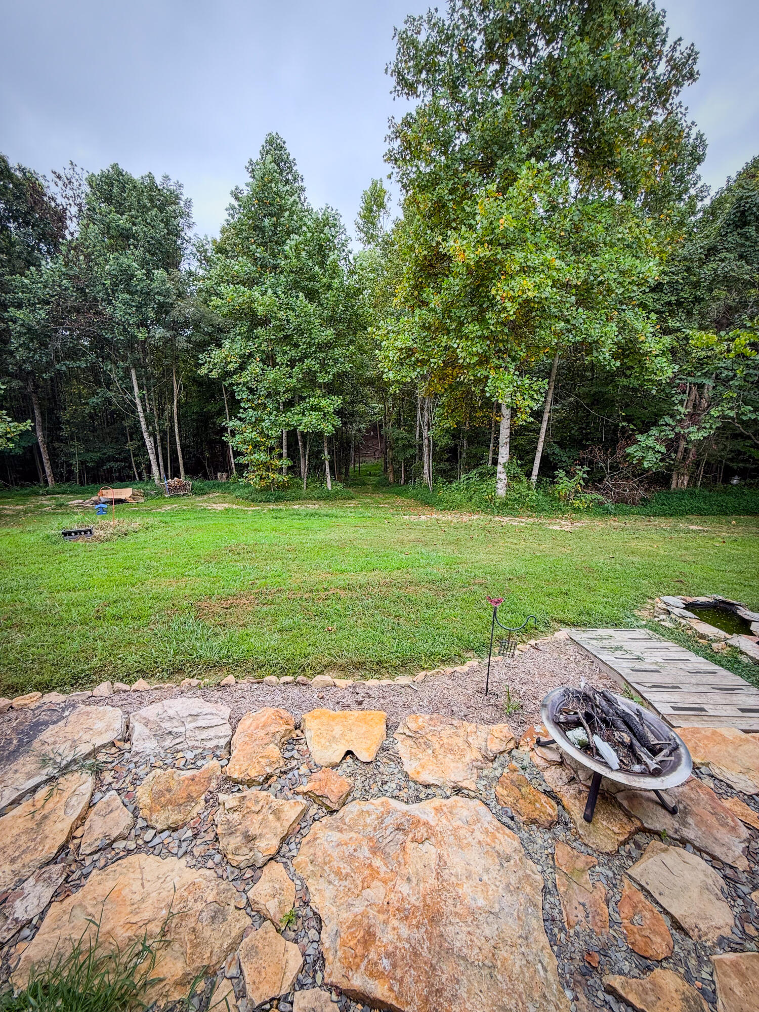 Irvine, Kentucky 40336, United States, 3 Bedrooms Bedrooms, ,2 BathroomsBathrooms,Residential,Active,164552