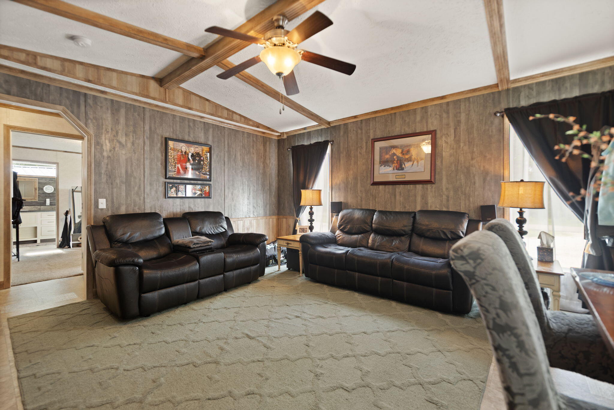 Irvine, Kentucky 40336, United States, 3 Bedrooms Bedrooms, ,2 BathroomsBathrooms,Residential,Active,164552