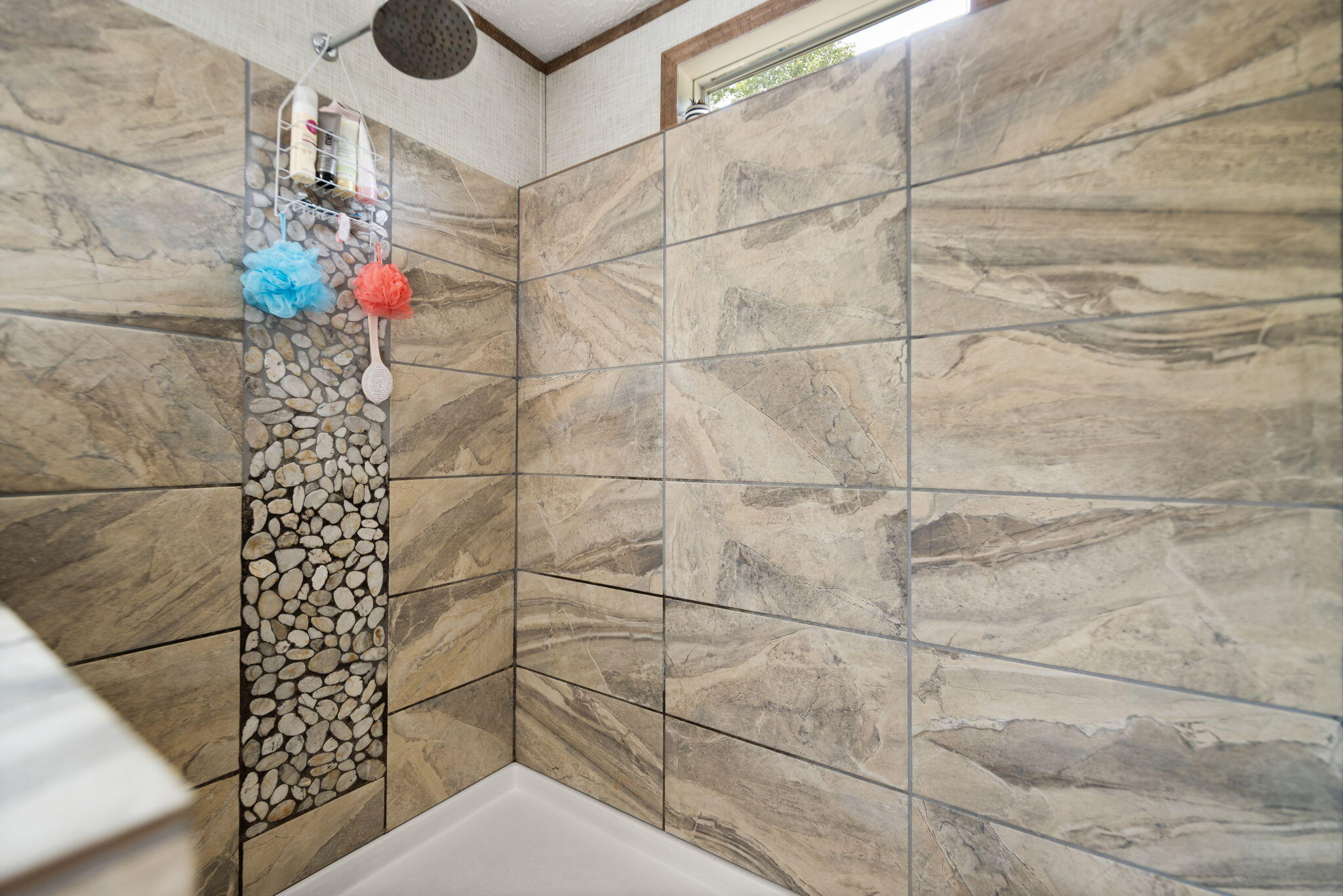 Irvine, Kentucky 40336, United States, 3 Bedrooms Bedrooms, ,2 BathroomsBathrooms,Residential,Active,164552