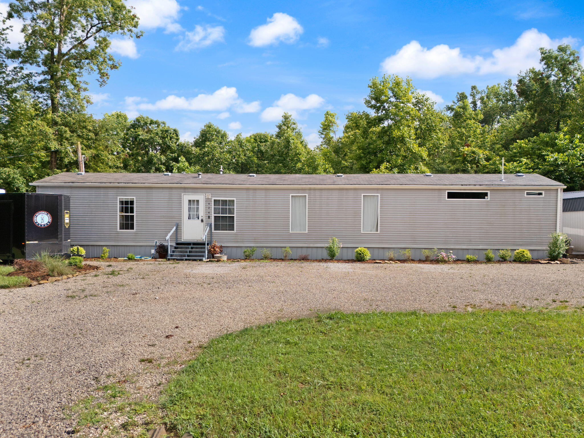 Irvine, Kentucky 40336, United States, 3 Bedrooms Bedrooms, ,2 BathroomsBathrooms,Residential,Active,164552